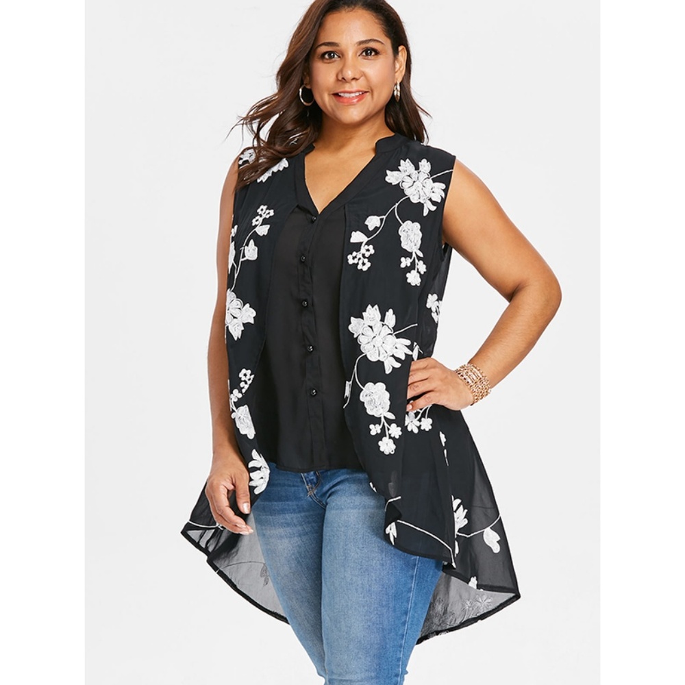 Plus Size V Neck Black & White Two Tone Blouse - Picture 4 of 8